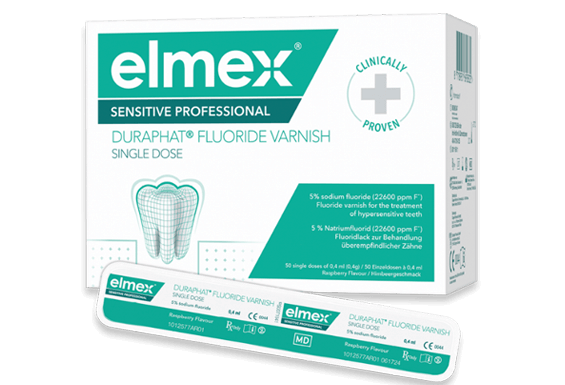 Conditionnement d'elmex Sensitive Professional Duraphat Fluoride Varnish Single Dose, un vernis fluoré pour dents sensibles, en applicateurs à dose unique.